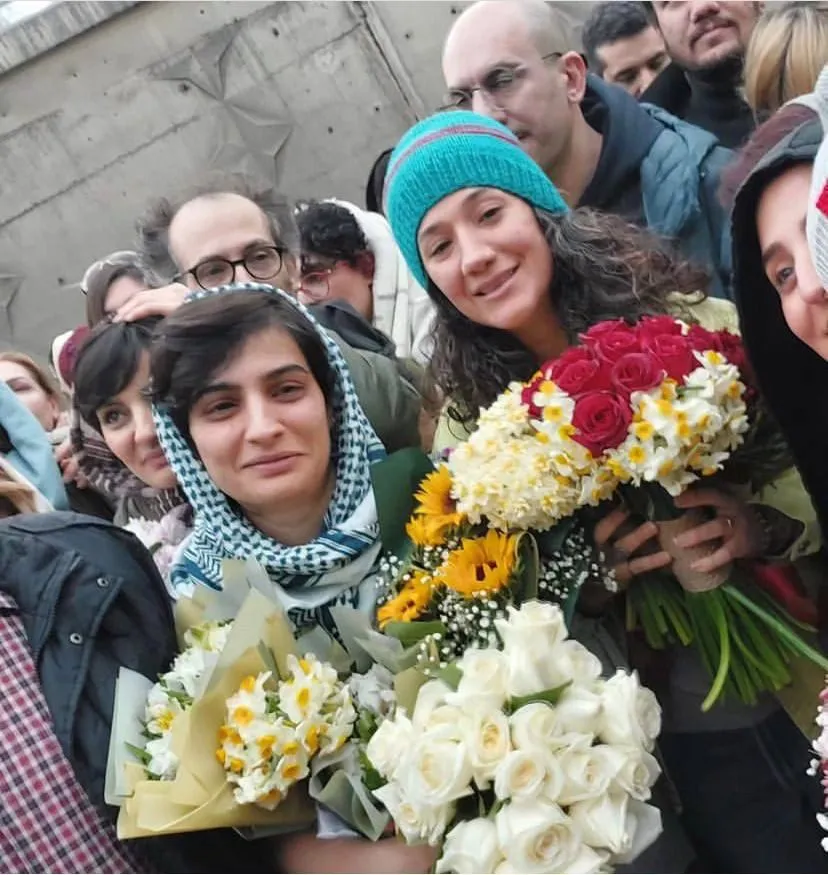آزادی الهه محمدی و نیلوفر حامدی