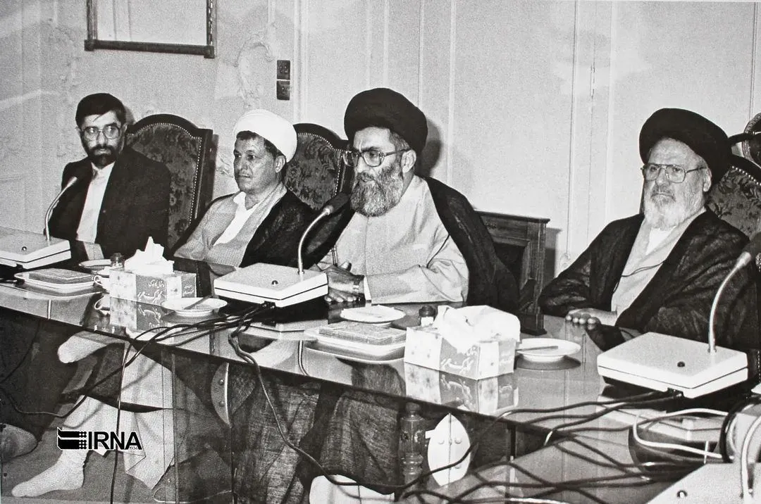 انتشار برای نخستین بار | جلسه فوق العاده سران قوا، پس از فاجعه کشتار ۴۰۰ حاجی ایرانی در حجاز