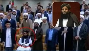 نماینده طالبان اگر موسیقی را حرام می داند ، باید دستش را روی گوشش می گذاشت، نه اینکه از جای خود بلند نشود/