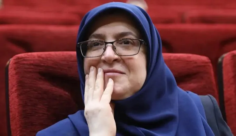انتقاد از سخنان مبهم سخنگوی دولت در باره افزایش قیمت بنزین