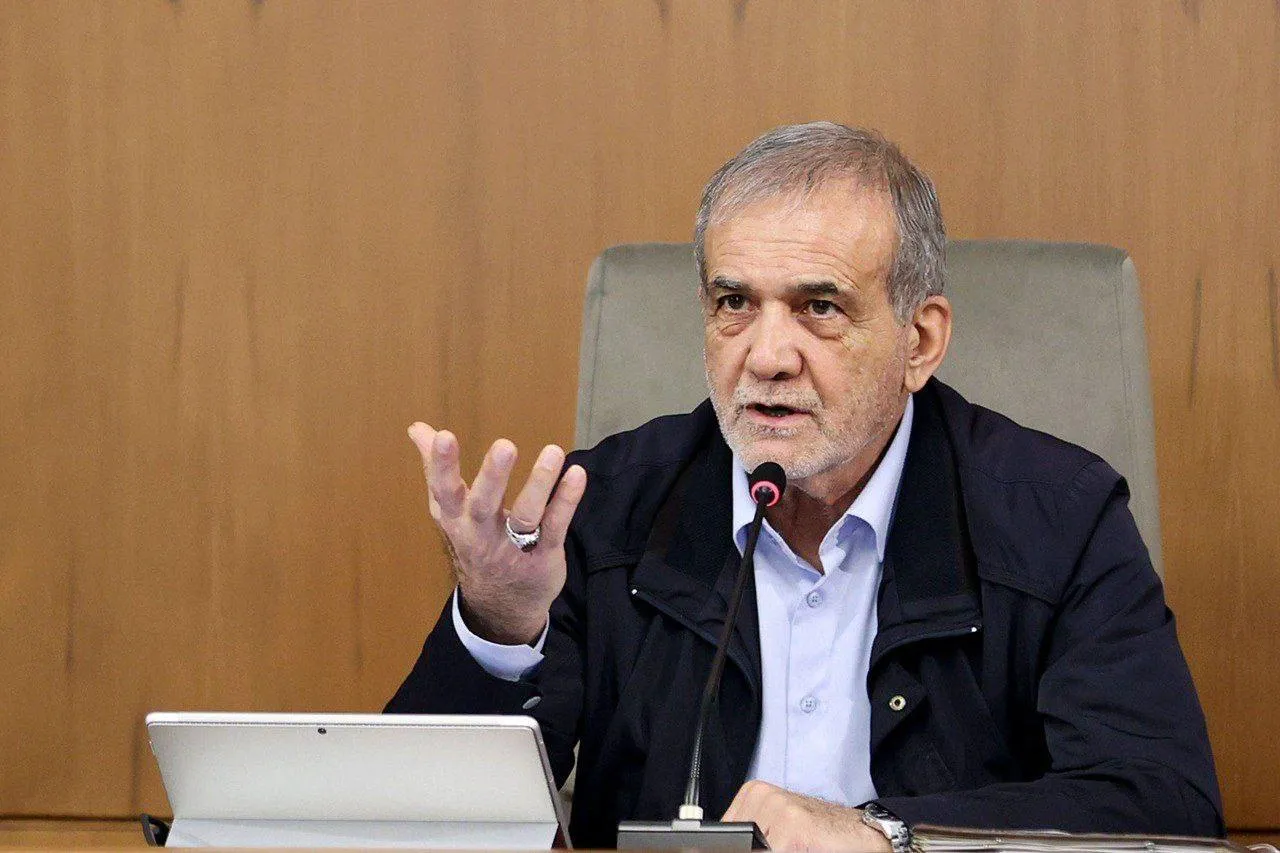  پزشکیان: اگر اسرائیل در رفتار خود تجدیدنظر کند و آتش بس را بپذیرد، ممکن است در نوع و شدت پاسخ ما اثر داشته باشد.