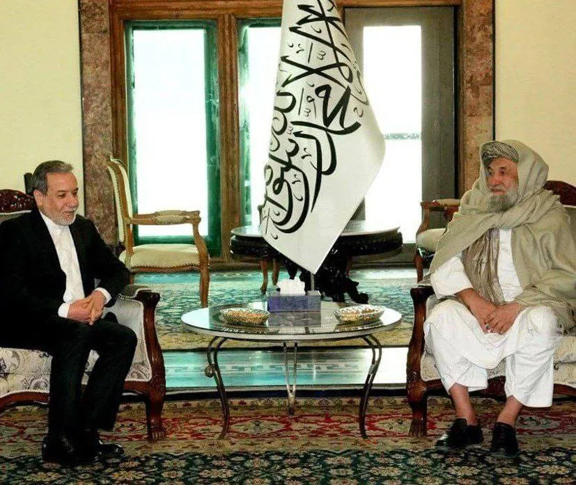  دیدار عراقچی با رئیس الوزرا حکومت سرپرستی افغانستان