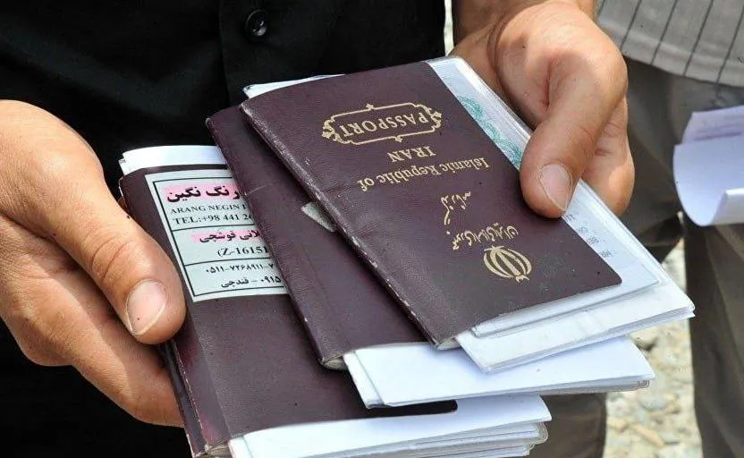 بازار سیاه پاسپورت فروشی و خرید و فروش رجیستری در فرودگاه امام!