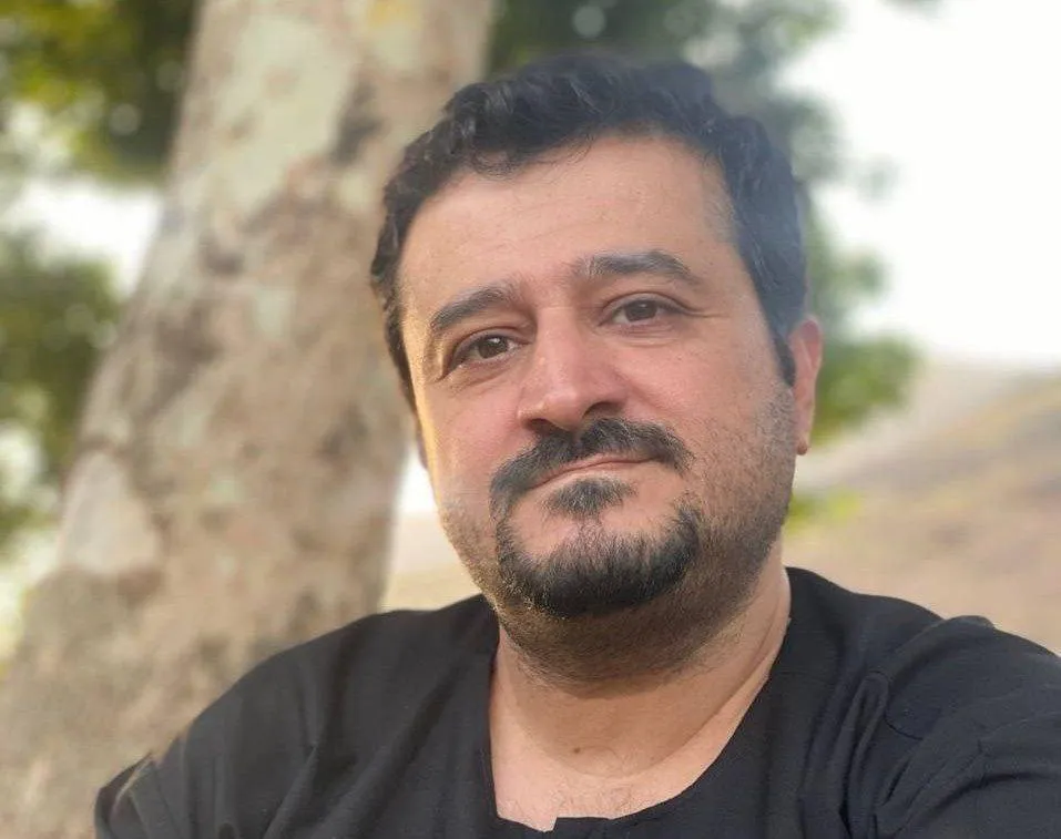  حکم برائت علی پورطباطبایی برای اطلاع‌رسانی از مسمومیت دانش‌آموزان صادر شد