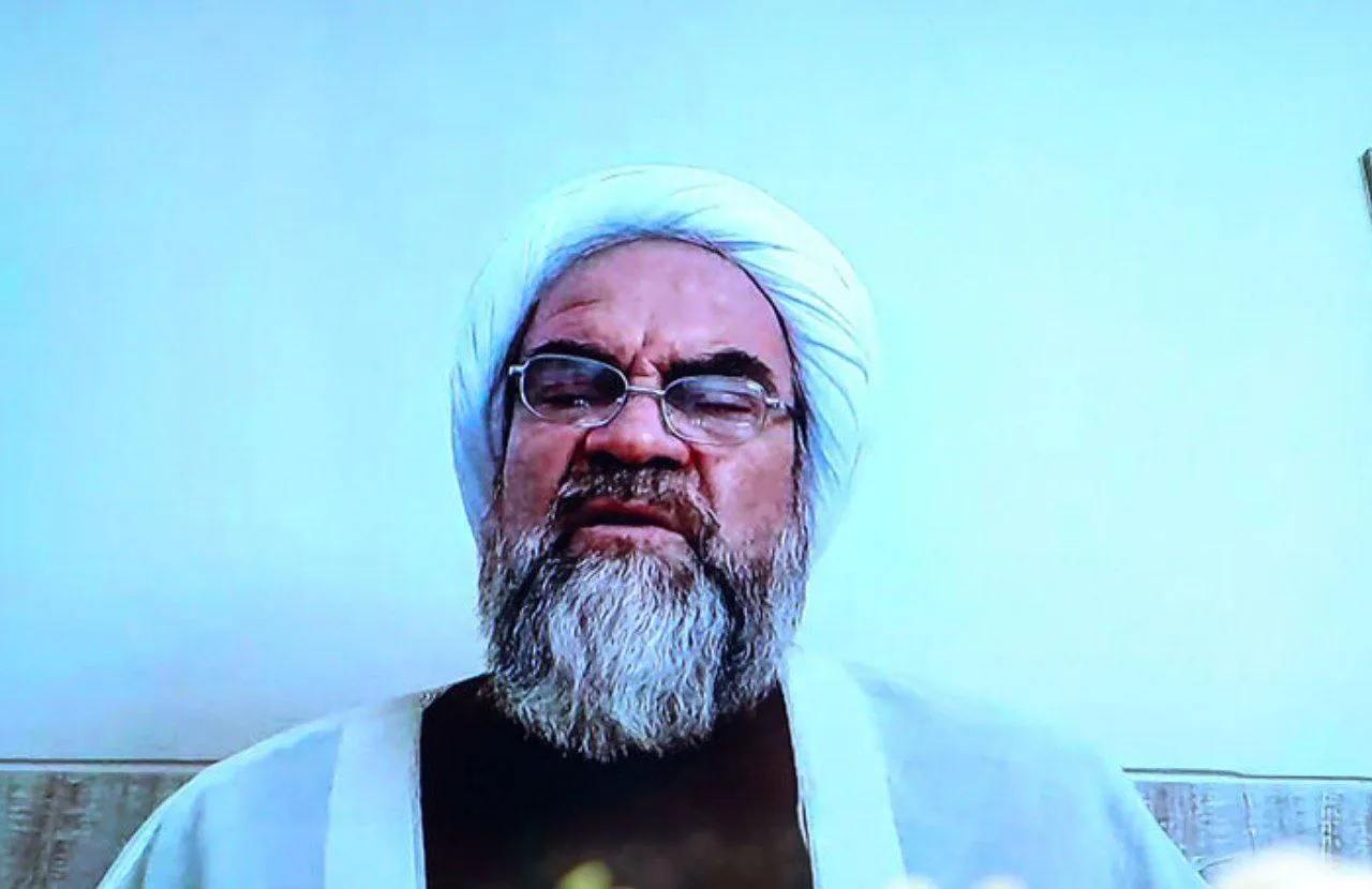  آیت الله مصباح گفتند که امام زمان در خواب کسی آمده و تعیین کرده اند که رییس جمهور ما "احمدی نژاد" است