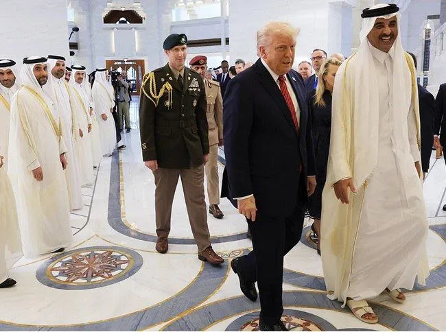 کاخ سفید: «ترامپ» توافقنامه بیش از یک تریلیون دلاری با قطر امضا کرد