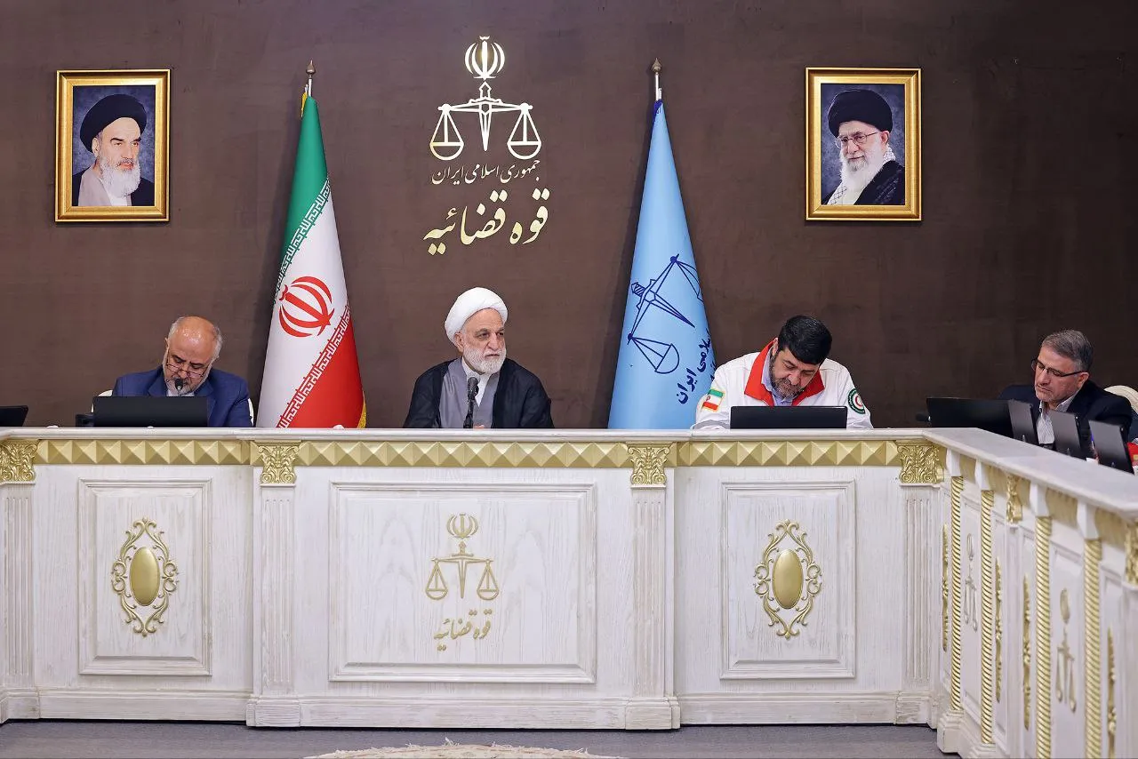  رییس قوه قضاییه: مسئولینی که در بندر رجایی قصور داشتند، باید بازخواست شوند.