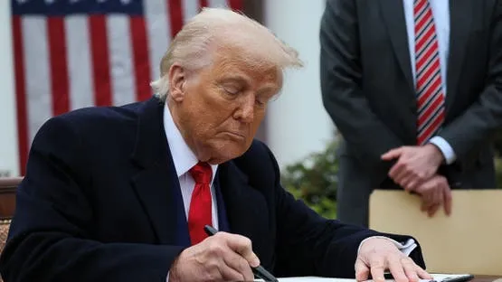 فاکس: ترامپ درخواست کرد شورای امنیت ملی در اتاق وضعیت آماده باشد