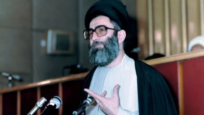 بشنوید | صوت جلسه خبرگان رهبری در خرداد ۱۳۶۸ و انتخاب موقت آیت‌الله خامنه ای به رهبری