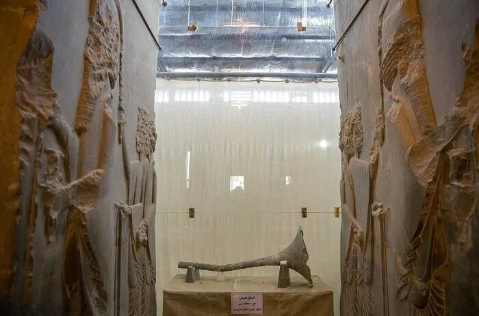  سازمان میراث فرهنگی ایران از پایان انتقال آثار شاخص موزه‌ها به مخازن امن خبر داد.