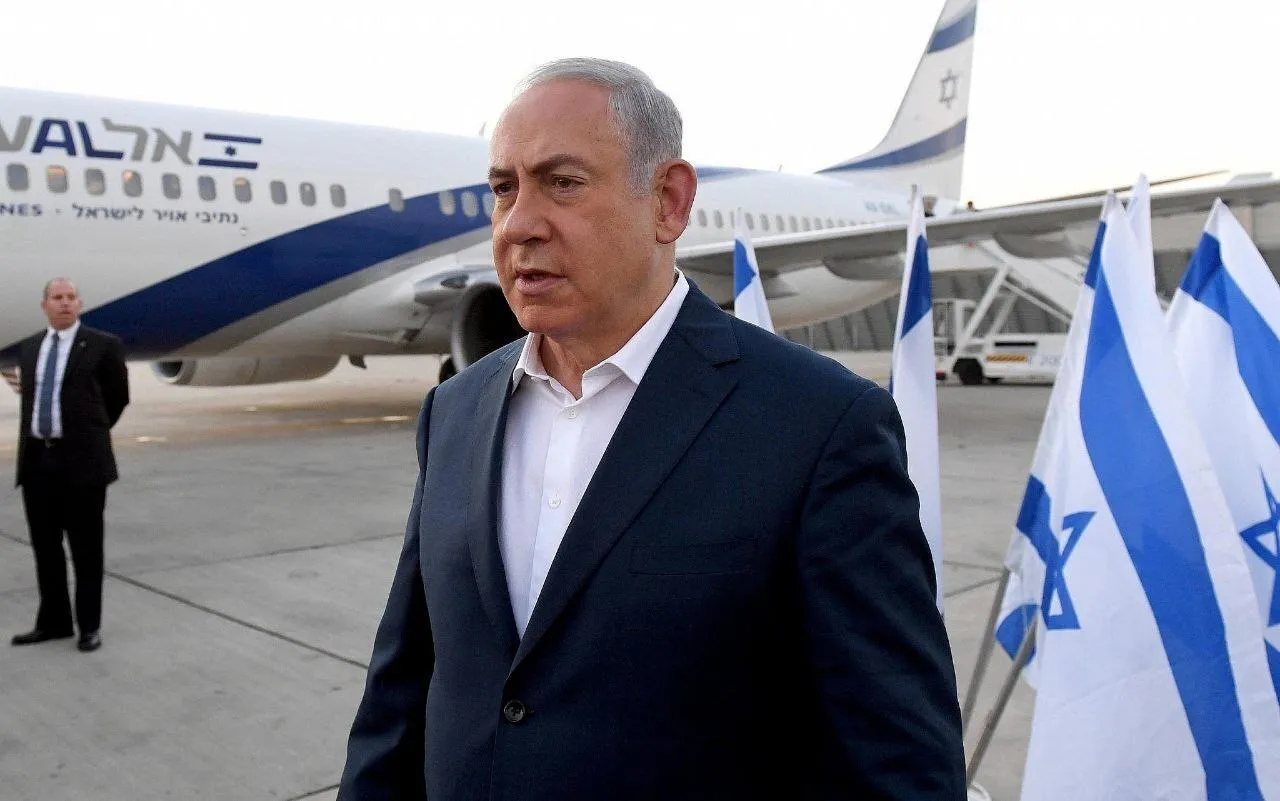 نتانیاهو نخست‌وزیر اسرائیل برای دیدار با رئیس‌جمهور آمریکا عازم واشینگتن شد.