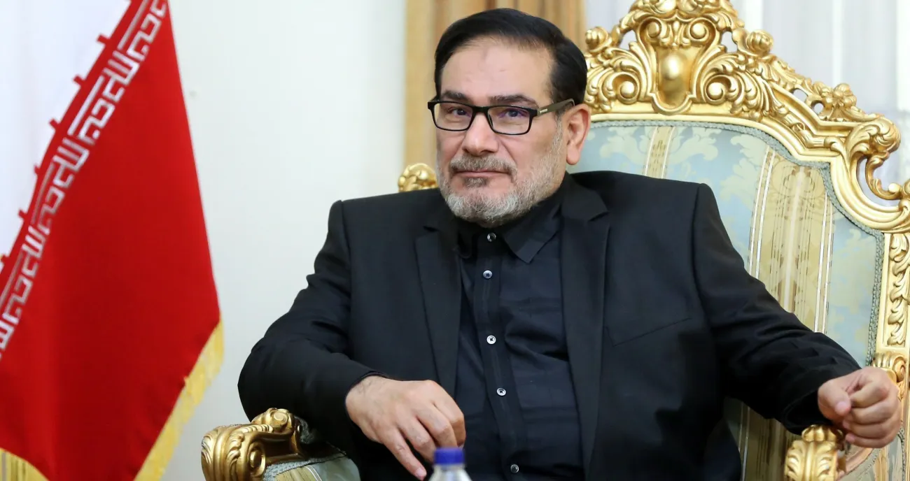 امیر دریابان علی شمخانی: زندهام و حاضر برای جانفشانی