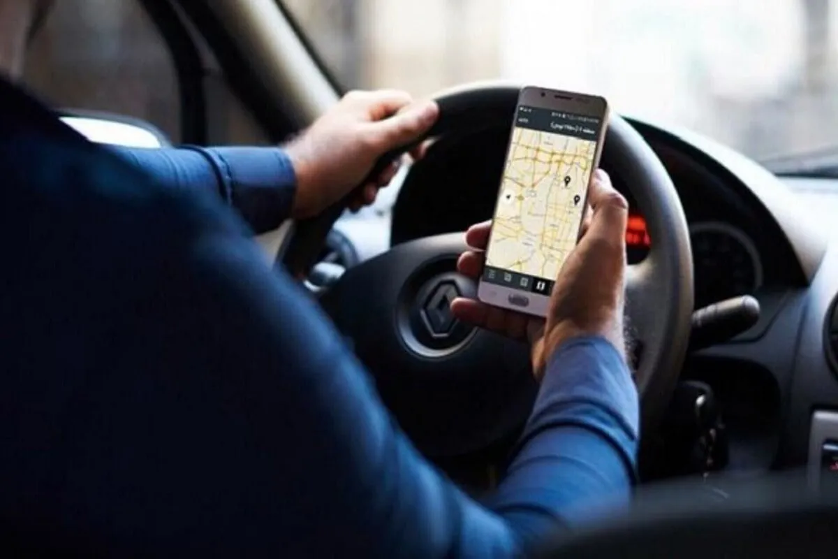  معاون پیشین پلیس راهور فراجا : راننده تاکسی فقط باید در شهر پلاک شده، فعالیت کند