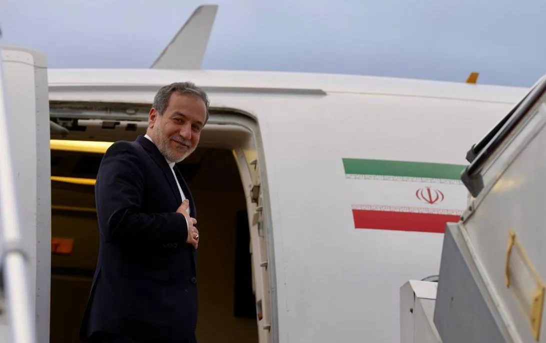  عباس عراقچی پس از مشورت با دبیرخانه شورای عالی امنیت ملی و شورای راهبردی سیاست خارجی قرار بود بازهم به وین برود اما ناگهان تکذیب شد و قرار شد برود نیویورک