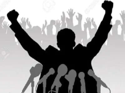 از نفوذی ها غاغل نشویم؛ آنها افراد ظاهرالصلاح هستند و به برخی مسئولان ارشد نزدیکند