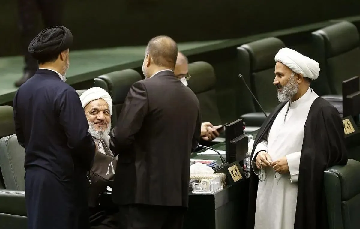 فوق العاده مهم / جمهوری اسلامی عزم خود را برای افعال جرم نگارانه در این قانون جزم کرده است.