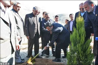 هال‌هایی که در روز درختکاری توسط رهبر جمهوری اسلامی و روسای جمهور ادوار کاشته میشوند، چه شدند