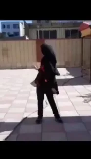 فیلمی از نیکا شاکرمی در حیاط مدرسه وقتی کلاس هشتم بود