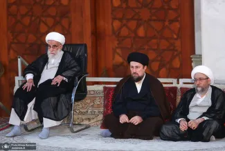 به صندلی دقت کنید