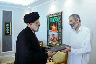 سوال خودم را از وزیر امور خارجه مجددا تکرار میکنم