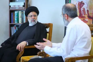 سوال خودم را از وزیر امور خارجه مجددا تکرار میکنم