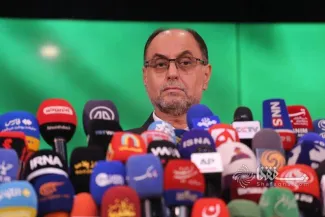 یک سوال از شیخ مصطفی پور محمدی