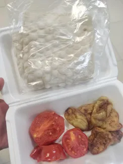  از فقر غذایی در کادر درمان چیزی گفته نمی شود ...
