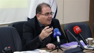 می‌گویند ناترازی برق ۲۰ هزار مگاوات است، برای این کمبود، خاموشی چند روز و چند ساعت کافیست؛ چرا برق صنایع را ۱۰۰ روز قطع می‌کنید؟