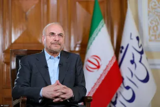  قالیباف رئیس مجلس هم‌اکنون در دیدار نمایندگان با رهبر جمهموری اسلامی: 