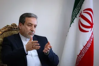  عراقچی: سیاست مصوب ما در کشور این بود که اگر دشمن بدون پیش شرط حملات را متوقف کند ایران هم حمله را متوقف می کند