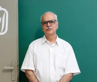  همسر سعید مدنی آزادی این جامعه شناس را تکذیب کرد