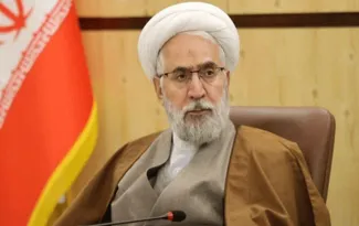 آقای دادستان کل کشور پیش از تعقیب اشخاص و شهروندان توسط دستگاه‌های اطلاعاتی و امنیتی و انتظامی در شرایط فوق العاده بحرانی فعلی از باب نظارت بر ضابطین و پیشگیری از جرم، بطور شفاف و ‌صریح محدودیت‌ها و ملاحظات خودتان را به مردم مستاصل اطلاع رسانی کنید.