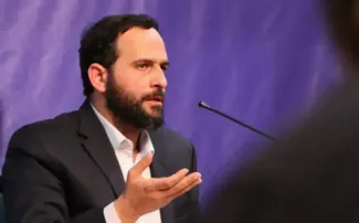 تکمیلی - استاد دکتر محسن برهانی وکیل دادگستری در یک گروه رسانه‌ای ادعا کردند با وجود خلع لباس روحانیت و اخراج از حوزه علمیه!...