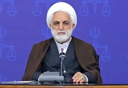 غلامحسین محسنی اژیه