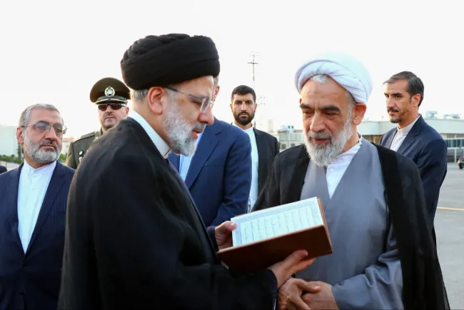 یادداشت های قبلی من در مورد تشریفات بدرقه و استقبال رسمی از رییسان جمهور یادتان هست؟