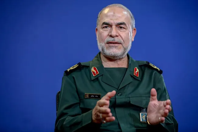 شعار زن، زندگی، آزادی، اسم رمز اندلسی کردن ایران است