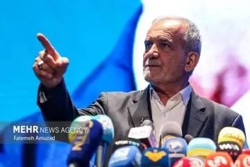 اروزنامه هم میهن: پزشکیان فرصت زیادی برای حفظ اعتماد مردم در اختیار ندارد؛ مطالبات هم رو به افزایش است