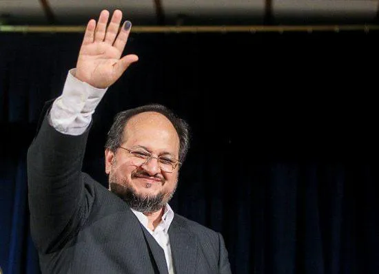 مسعود پزشکیان، طی حکمی «محمد شریعتمداری» را به‌ سمت رئیس دفتر رئیس جمهور منصوب کرد