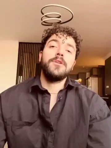 روز تحلیف مسعود پزشکیان، شروین حاجی‌پور، در کلیپی خبر داد که تا چند روز دیگر باید خود را برای تحمل محکومیت قطعی به زندان معرفی کند!
