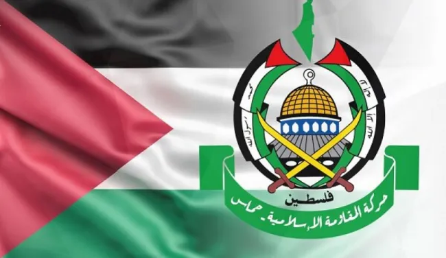حماس: ما با احترام به اراده، استقلال و انتخاب‌های سیاسی مردم سوریه قویاً در کنار مردم سوریه ایستاده‌ایم و بر وحدت سوریه و یکپارچگی سرزمین‌های آن تأکید می‌کنیم.