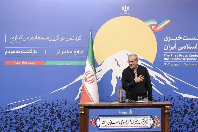 پزشکیان: برای مردم پرونده می‌سازیم معلوم است که پیش ما نمی‌‌آیند