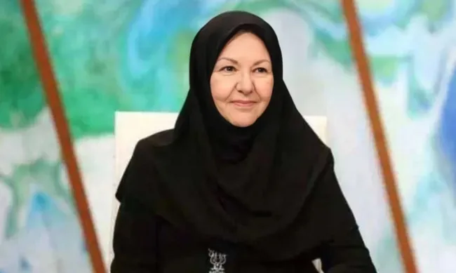 صدا و سیما در ادامه رفتار غیر اخلاقی و غیر انسانی خود به خانم پروفسور مریم رزاقی آذر هم کفن و آگهی ترحیم هدیه داد