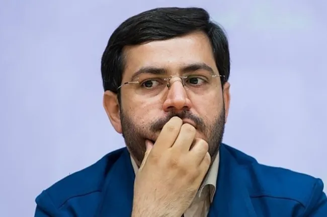  یاسر جبرائیلی: همین امروز می توان دلار را به ۲۰ هزار تومان رساند؛ ما حق این ملت را از حلقوم کثیف شما بیرون خواهیم کشید!