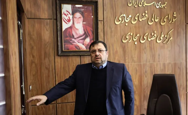  سیستم عدم نمایشگر تلفن: ابزار عمومی یا امتیاز خواص؟!