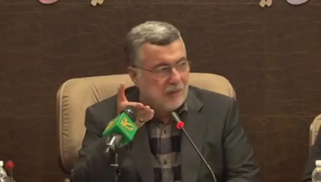 وزیر بهداشت: هر ایرانی یک کیسه دارو در خانه دارد