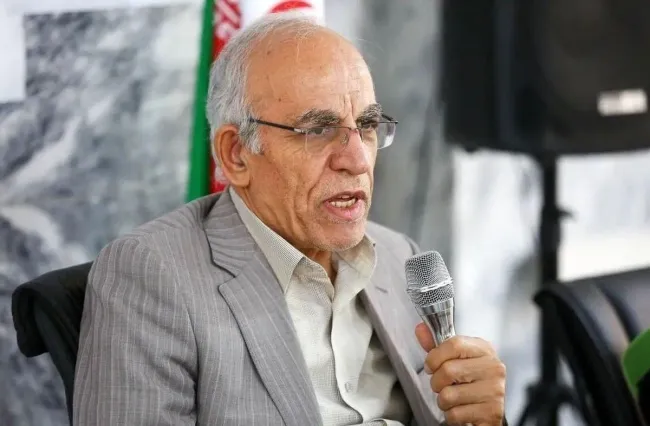  علی عبدالعلی زاده، نماینده ویژه رییس جمهور: از همان زمان انتخابات هم گفتیم که باید با ترامپ مذاکره کنیم/ مجموع حاکمیت هم به [گزینه]مذاکره رو در رو رسیده
