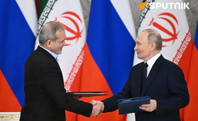 تصاویری از امضای توافقنامه روسیه و ایران و کنفرانس مطبوعاتی 