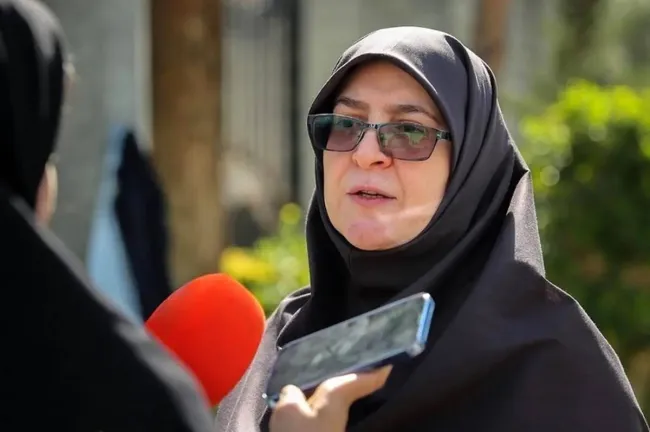 سخنگوی دولت در حاشیه جلسه هیات دولت: رفع فیلترینگ تلگرام و یوتیوب در دستور کار شورای عالی فضای مجازی و وزیر ارتباطات قرار دارد و امیدواریم زودتر انجام شود.