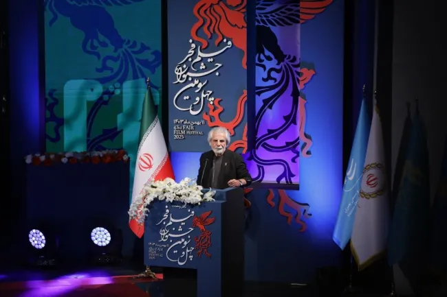  بزرگداشت سیروس الوند در آیین افتتاحیه جشنواره فیلم فجر ۴۳