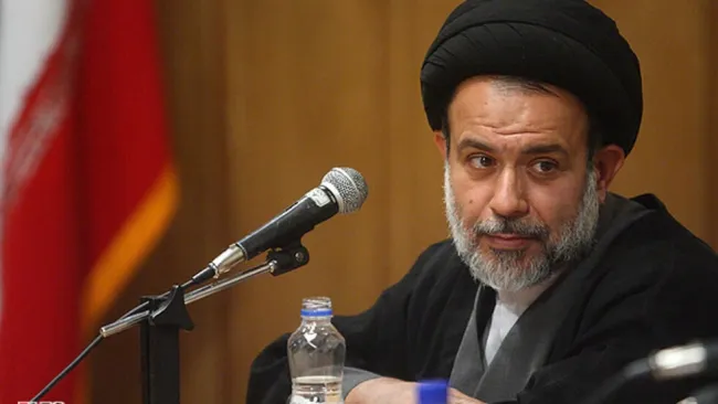  سید عباس نبوی: سازمان بهداشت جهانی مبادله واکسن را تابع مجوز آمریکا کرده بود؛ جنایت از این بالاتر؟!